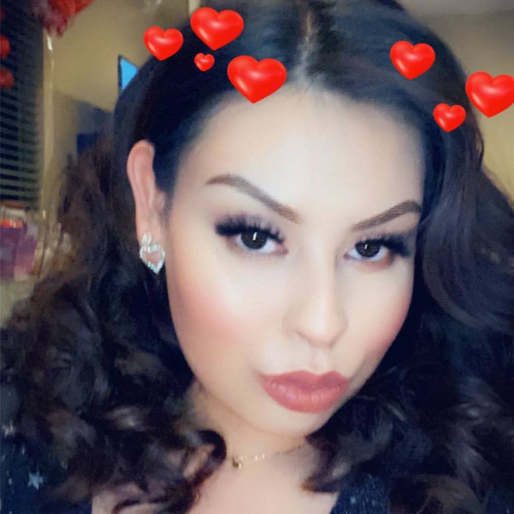 Meet your Posher, Ely